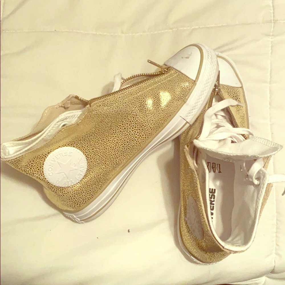 Converse Glossy Chuck Taylors!